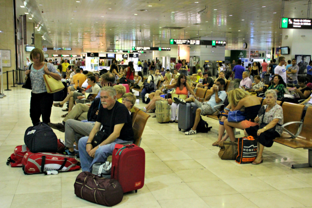 Зал гочікувань у аеропорті. Фото: el-ab.ru