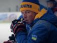 Раніше він переміг рак: Легендарний український хокеїст став водієм 
